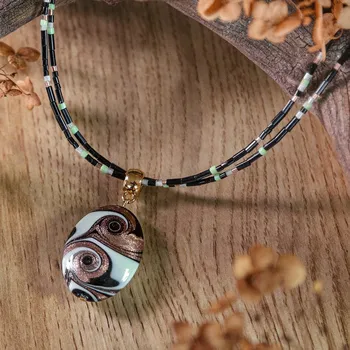 Náhrdelník Lampglas Náhrdelník Magic Vortex s unikátní kresbou v perle Lampglas