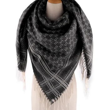 Šála Velký teplý šátek / pléd s třásněmi 130x140 cm, barva 5 černá