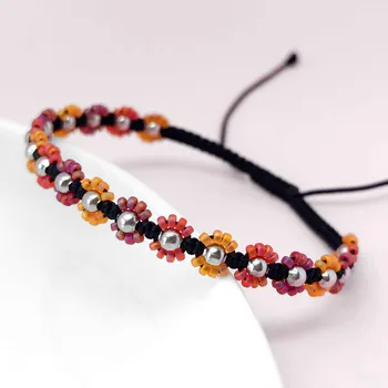 Náramek Maj šperky Kytičkový náramek růžovo-oranžový