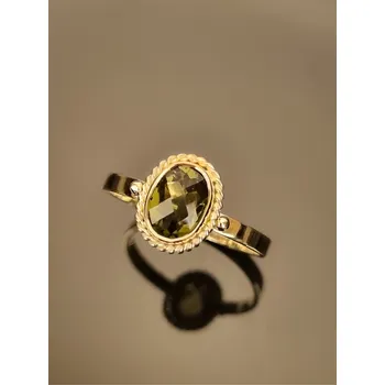 Prsten Zlatý prsten s broušeným vltavínem P Velikost: 59