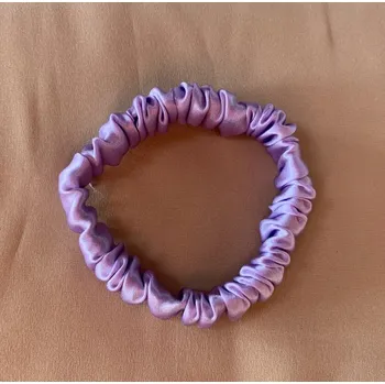 Hedvábná gumička úzká, barva levandulová