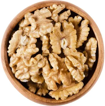 Sušená potravina Zdravoslav Vlašské ořechy české půlky 2023 500 g