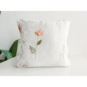 Povlak na dekorativní polštářek XPOSE® Mikroplyšový povlak na polštář DIVOKÉ MÁKY - světle šedý 40x40 cm, Mikroplyš + Prodloužená možnost vrácení zboží do 50 dnů