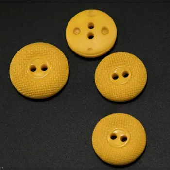 Knoflík Dírkový knoflík - světlá hořčicová - průměr 1,8 cm