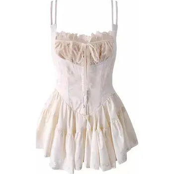 Dámské šaty Saténové áčkové šaty s hranatým výstřihem Barva: Béžová, Velikost: S