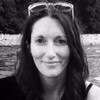 Populárně naučná literatura pro dospělé Monsters at Christmas