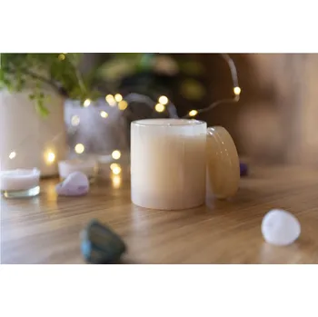 Svíčka By Annie Sójová svíčka ve žlutém Onyxu Vůně: Kubánský tabák s Dubem, Onyxová nádoba: S víčkem 160g vosku