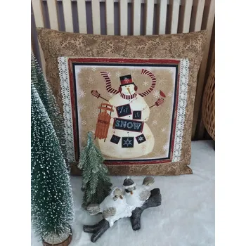 Vánoční dekorace Vánoční povlak na polštář 40x40 - Sněhulák s hnědými větvičkami V