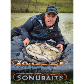 Cizojazyčná kniha Sonubaits Pro Groundbait - Thatchers Dark