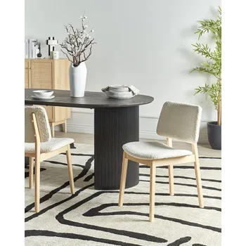 Jídelní židle Sada 2 jídelních židlí světlé kaučukové dřevo krémově bílý buklé sedák polyesterová látka bez područek retro styl Beliani