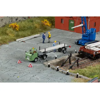 Modelová železnice H0 - Multicar M22 s vlečkou / Auhagen 41677