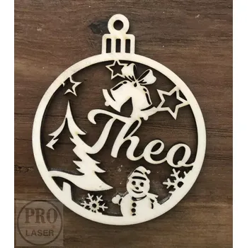 Vánoční ozdoba Dřevěná vánoční ozdoba se jménem 4