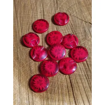 Knoflík Knoflík se vzorem kytičky barva červená