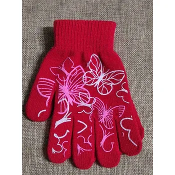Dětské pletené rukavice s motýlem barva červená