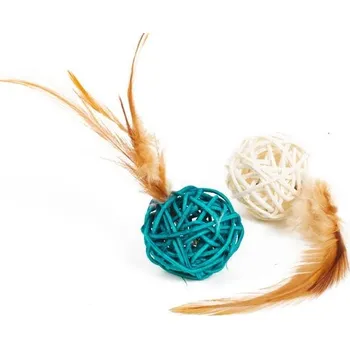 Hračka pro kočku Farm Company mix přírodních míčků s pírky pro kočky 4cm