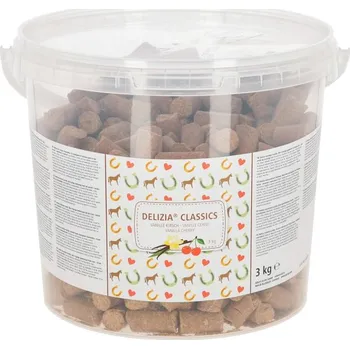 Kerbl Pamlsek pro koně DELIZIA, třešeň-vanilka, 3 kg
