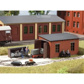 H0f - Lokomotivní depo polní dráhy s čerpací stanicí / Auhagen 41708