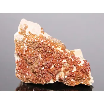 Drahý kámen Magieprirody.cz Vanadinit sbírkový minerál 60 - 70 g Maroko #VD08