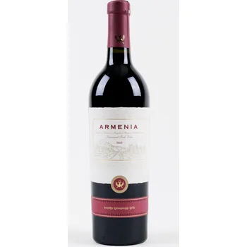 Víno Armenia Polosladké červené víno 0,75 l 12,5 %