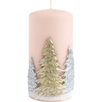 Svíčka Svíčka LES V ZIMĚ růžová 6 x 12 cm