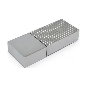 USB flash disk USB flash disk C354 - s potiskem Cenové rozmezí: 1000 - 2999 ks, Velikost USB: 16 GB plast kov s potiskem