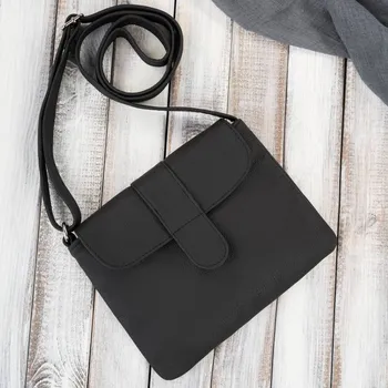 Kabelka Abruzzo Dámská kožená kabelka přes rameno vintage Abruzzo černá