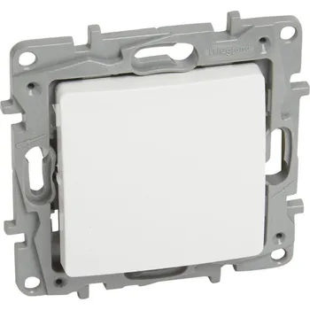 spínač Legrand 764504 NIL KŘÍŽ. PŘEPÍNAČ Č.7 BÍLÁ