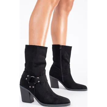 Dámská zimní obuv Zajímavé dámské kotníčkové boty na plochém podpatku 36