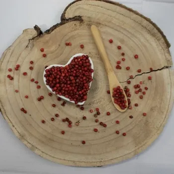 Koření Pepř růžový - plod celý - Schinus molle - Fructus piperi 50 g