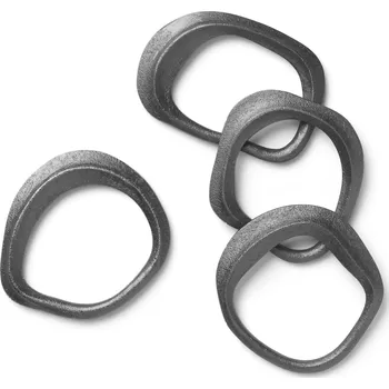 Kroužek na ubrousek Kroužek na ubrousek FLOW 7 cm, sada 4 ks, černá, mosaz, ferm LIVING - doprava zdarma od 2999 Kč