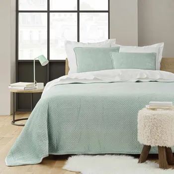 Přehoz na lůžko Douceur d'intérieur Přehoz na postel a povlaky na polštáře, MYLENE, 220 x 240 cm, zelený