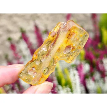 Přírodní kámen Jantar mladý z Kolumbie (kopál) 6,0g