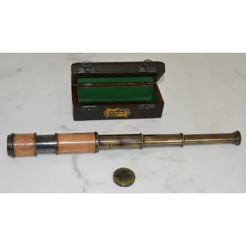 Dalekohled Retro dalekohled v dřevěném pouzdře