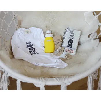 dětská jídelní sada DOMKY Silikonová kapsička s deníčkem zdarma