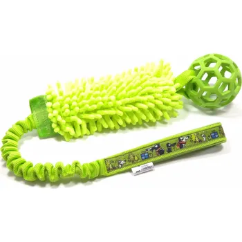 Hračka pro psa Pískací Potvůrky Přetahovadlo pro psa – mop s děrovaným míčkem, vánoční motiv Barva: zelená, Velikost JW míčku: small