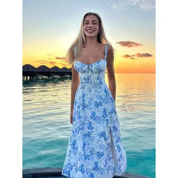 Dámské šaty Letní šaty s ramínky a rozparkem Barva: Světle Modrá, Velikost: L