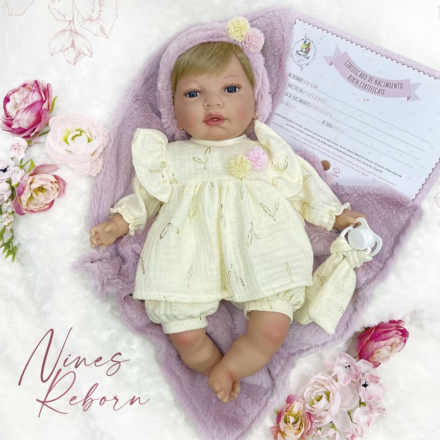 NINES D'ONIL realistická panenka Premium Reborn Mušelín 40 cm
