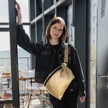 Ledvinka Maxi ledvinka Big Love zlatá