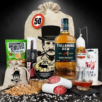 Dárkový potravinový koš Dárkové balení s irskou whisky Tullamoredew pro muže | Dárkový koš s whisky Tullamoredew