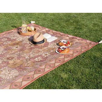 deka Deka na piknik 150 x 200 cm růžová podložka s izolací na piknik vekovní textil moderní stylový doplňěk výbava Beliani