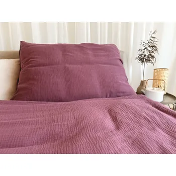 Povlečení Mušelínové povlečení bordo - 200x220+2x50x70 cm šev uprostřed