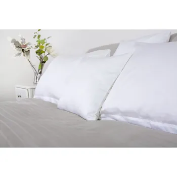 Povlečení Nelly Damaškový povlak na polštář - šedý proužek Rozměr: 30/30 CM ZIP