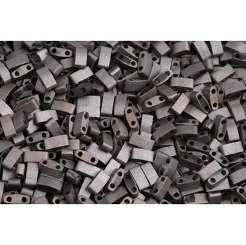 Korálek MIYUKI Half Tila - č.759