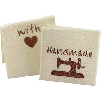 Knoflík Pro Háčkování Látková cedulka Handmade bílá natural s šicím strojem