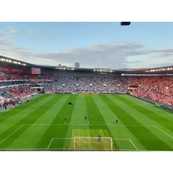 Travní směs Oseva Uni Pro renovaci ligových trávníků Hmotnost: 10 kg