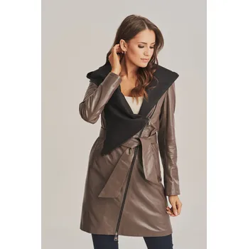 Dámský kabát Dámský kožený plášť s kapucí v odstínu cappuccino (L - 40)