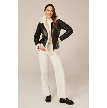 Dámský kabát Krátký dámský kabátek z ovčí kůže (S - 36)