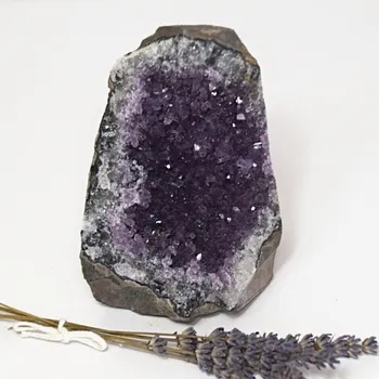 Drahý kámen Ametyst drůza Uruguay 1,1 kg