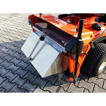 Zahradní traktor Deflektor KUBOTA - nerez