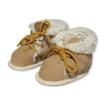 Chlapecké pantofle Dětské kožené botičky - capáčky z jehnětiny